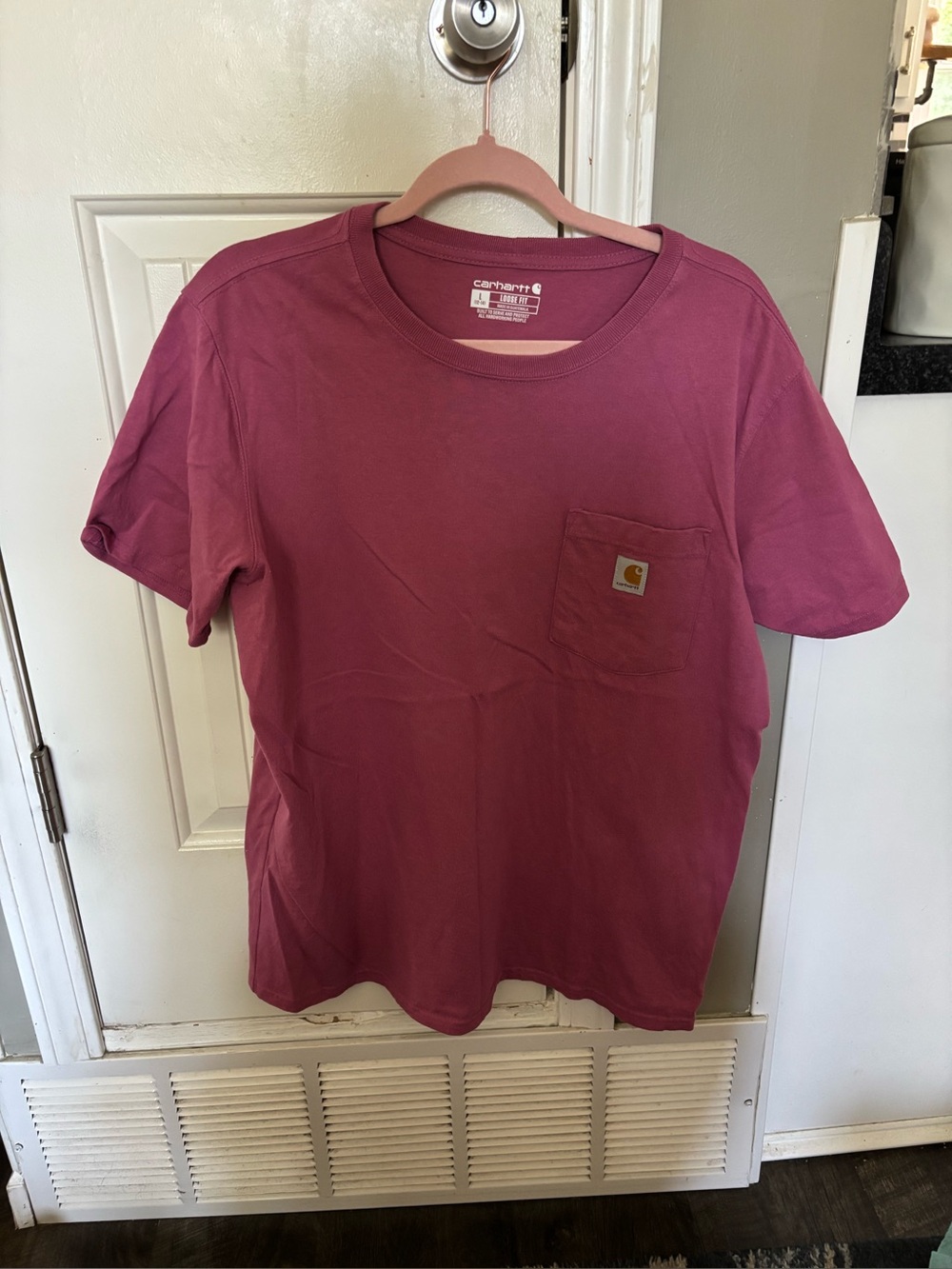 Women’s Carhardt Tshirt Size Large Loose Fit